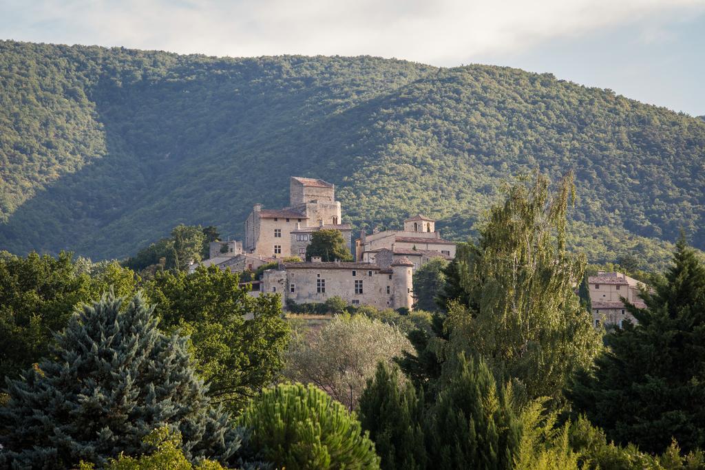 Auberge De L'Escargot D'Or Dieulefit Exterior photo