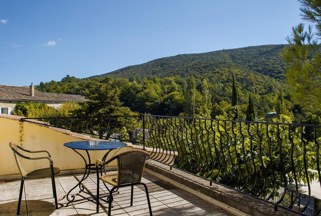 Auberge De L'Escargot D'Or Dieulefit Exterior photo